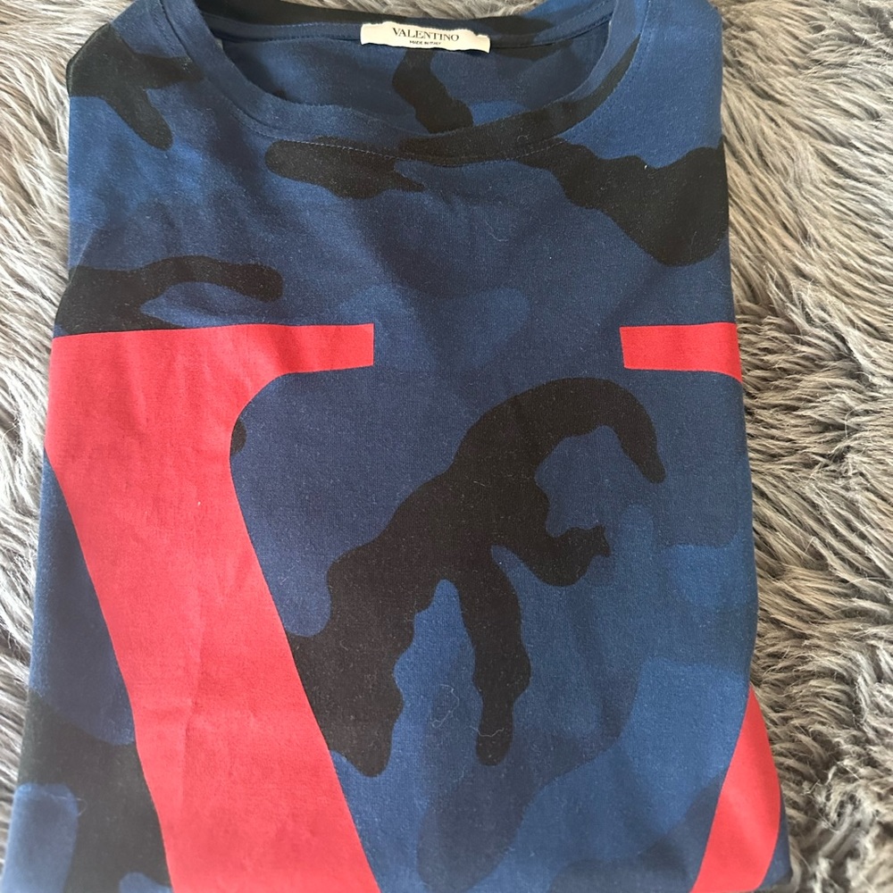 Valentino T-shirt
